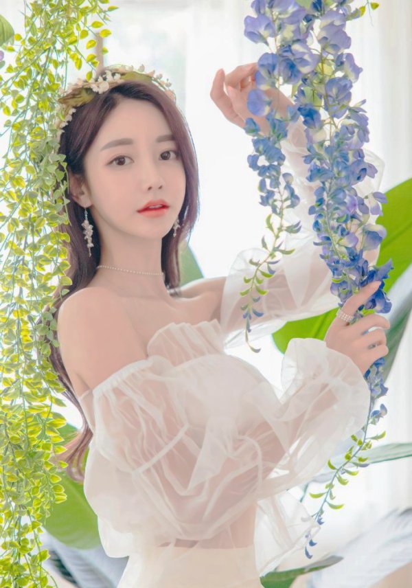 赣州达慧 面容藏着二十四番花信的密码, 一颦一笑都在破译春天的密语